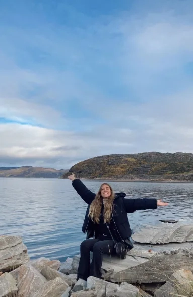 Estos meses en Laponia, Finlandia, haciendo misprácticas curriculares del grado de Comunicación Audiovisual en el Departamento de Internacional ha sido una experiencia única que sin duda me encantaría haber podido alargar.