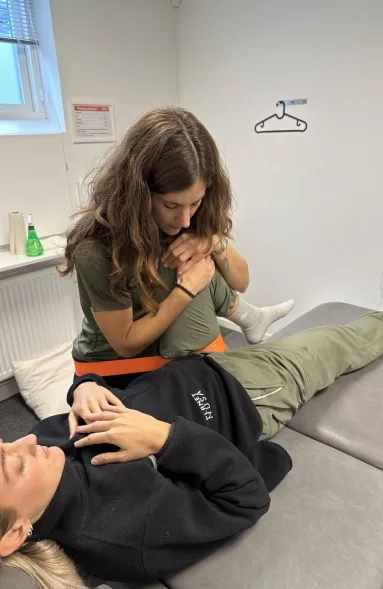 Además de disfrutar de Dinamarca y conocer gente nueva, He aprendiendo mucho con mi práctica clínica en la clínica de fisioterapia.